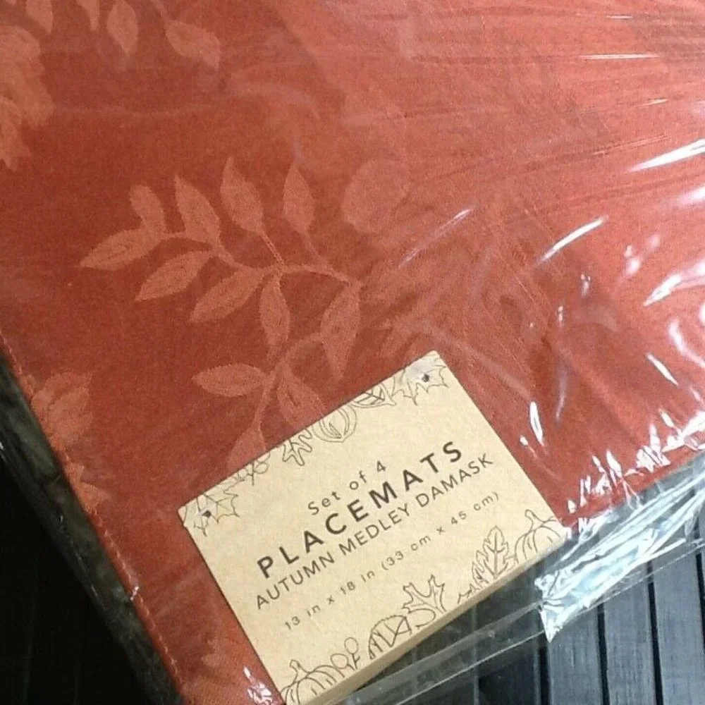 brand new set of 4 Autumn Medley Damask 13